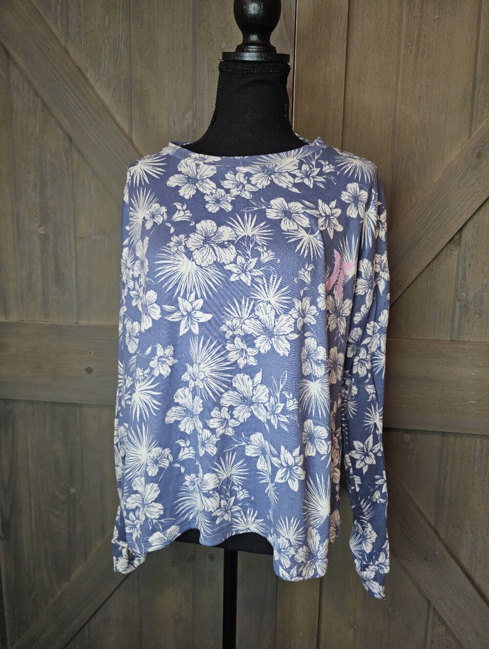 Hurley Women's Blue Floral Long Sleeve Top Size Large